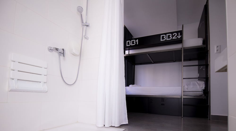 Bea Beach Hostel 13/44