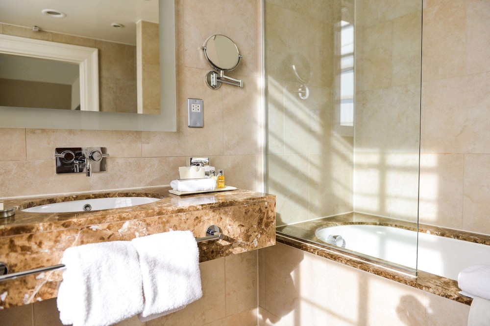 Heritage, Grand, Suite, King Bed، The Grand York 7/13