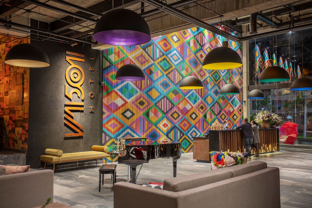 Hotel V1501 15/24