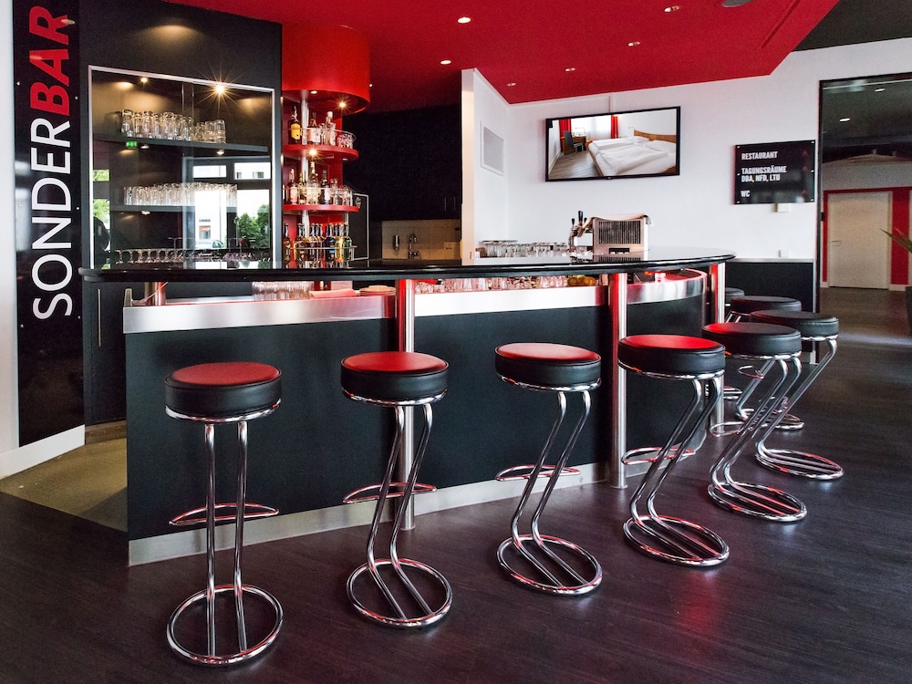 Dormero Hotel Dresden Airport Formerly Airport Hotel Dresden 51/52
