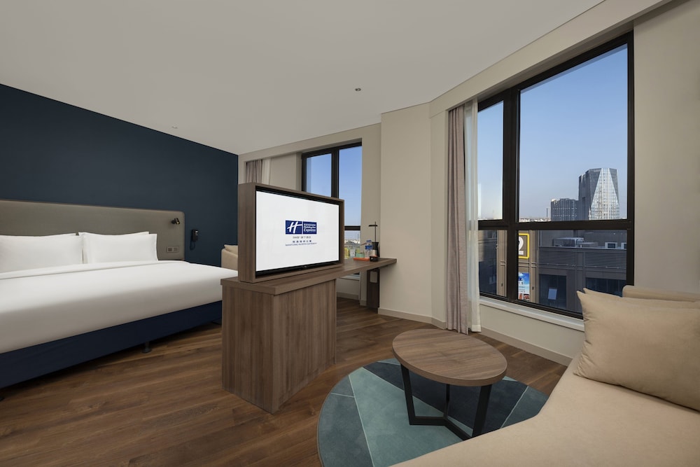 Holiday Inn Express Nantong North Gateway 22/50