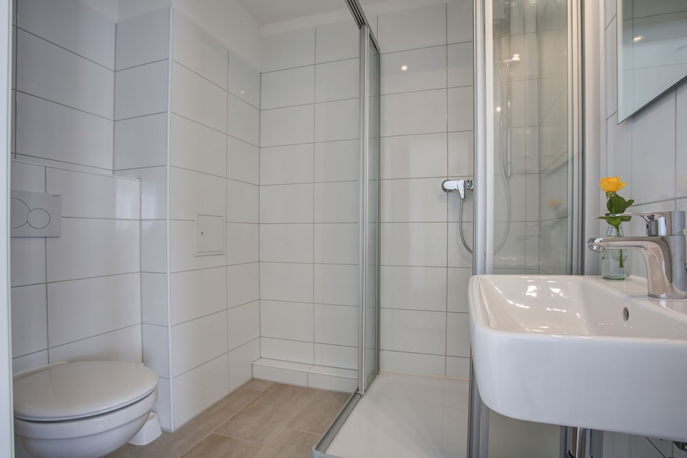 INA Boutique 030 Hannover-City 20/42