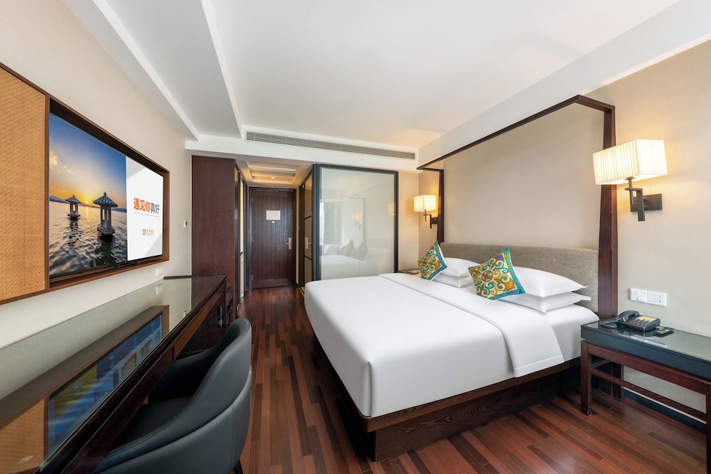 King Bed