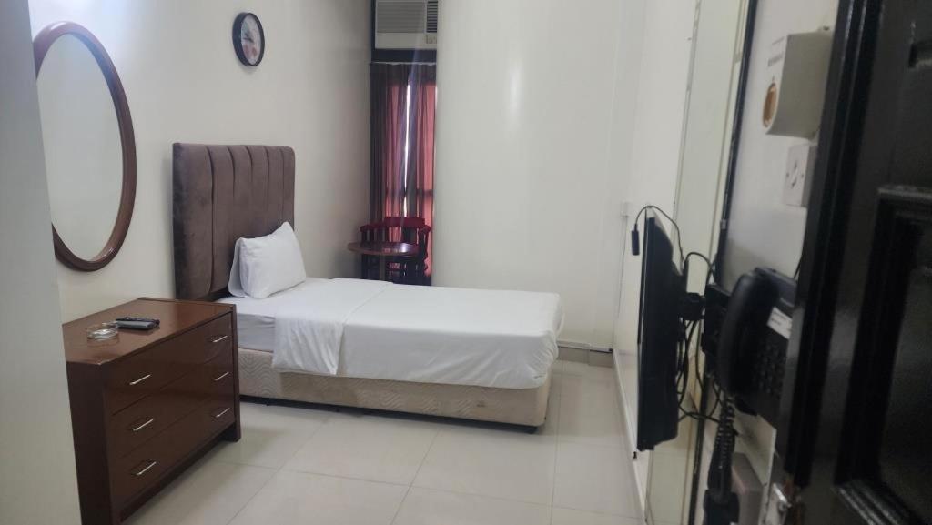 Qurum Beach Hotel 13/33