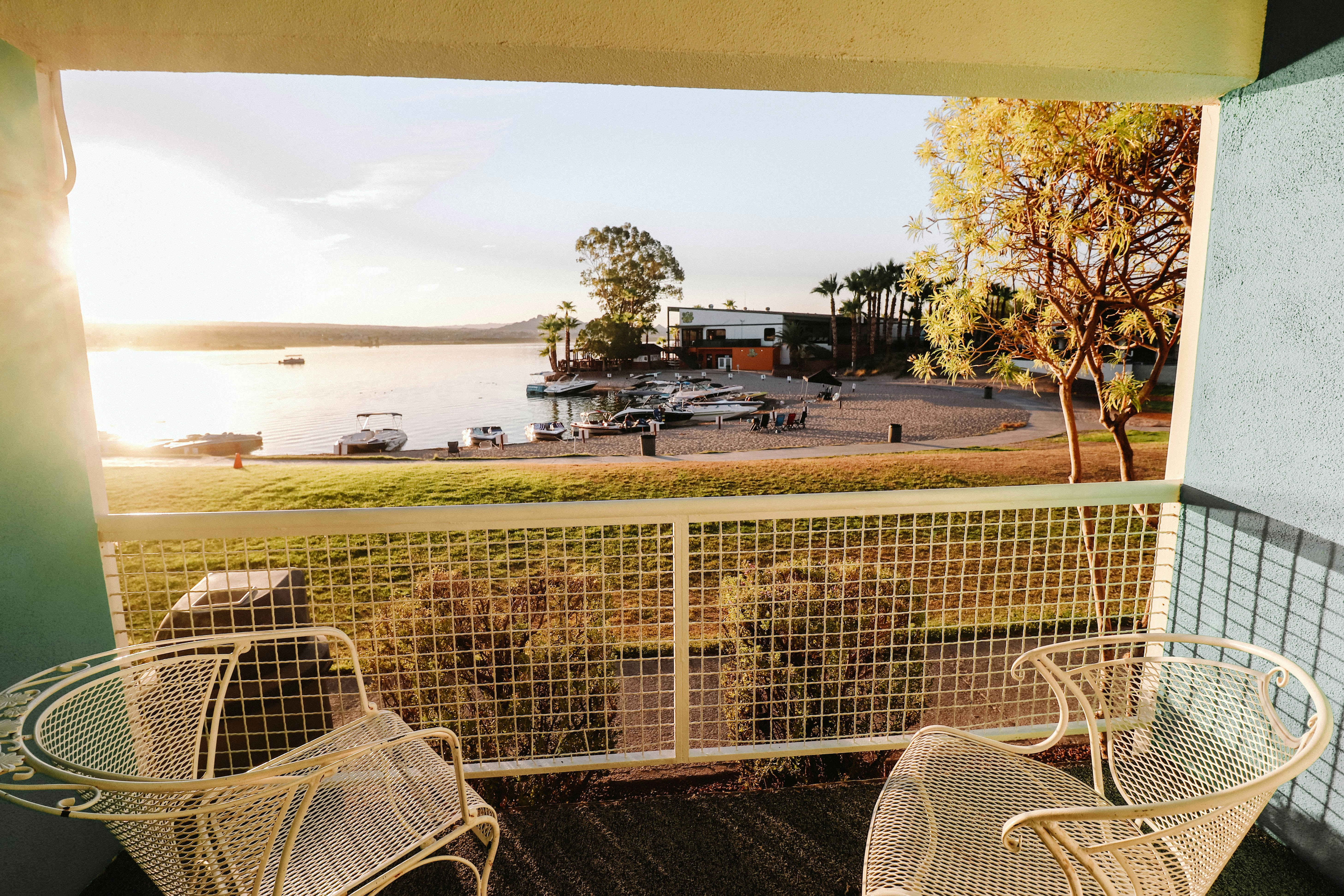 The Nautical Beachfront Resort 6/70