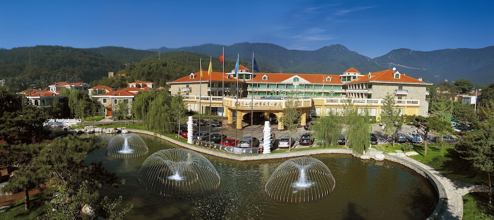 Fragrant Hill Empark Hotel 3/55