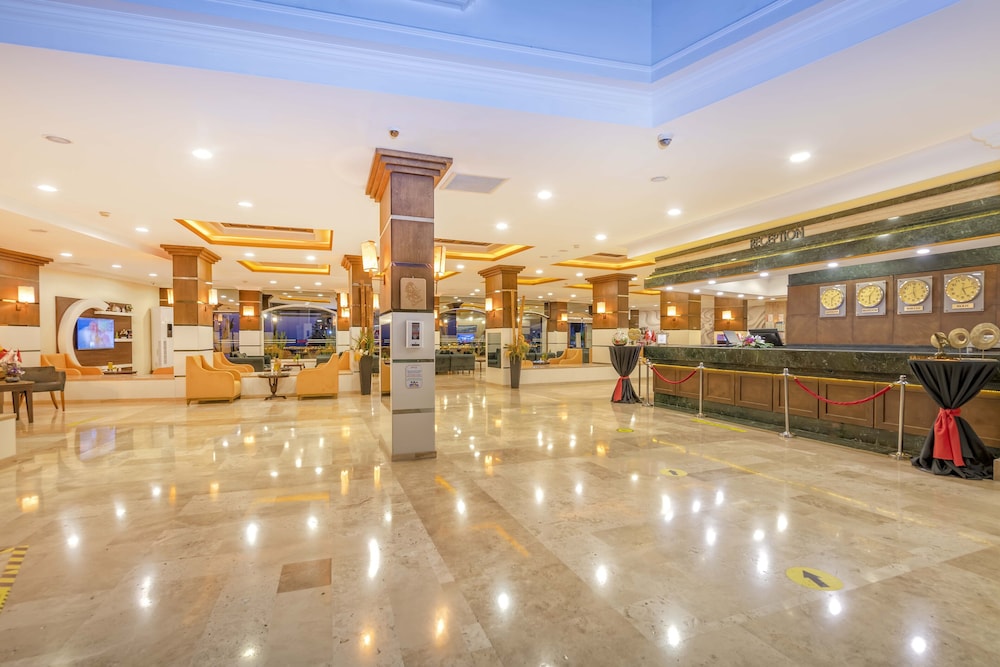 Armas Labada Hotel 19/71