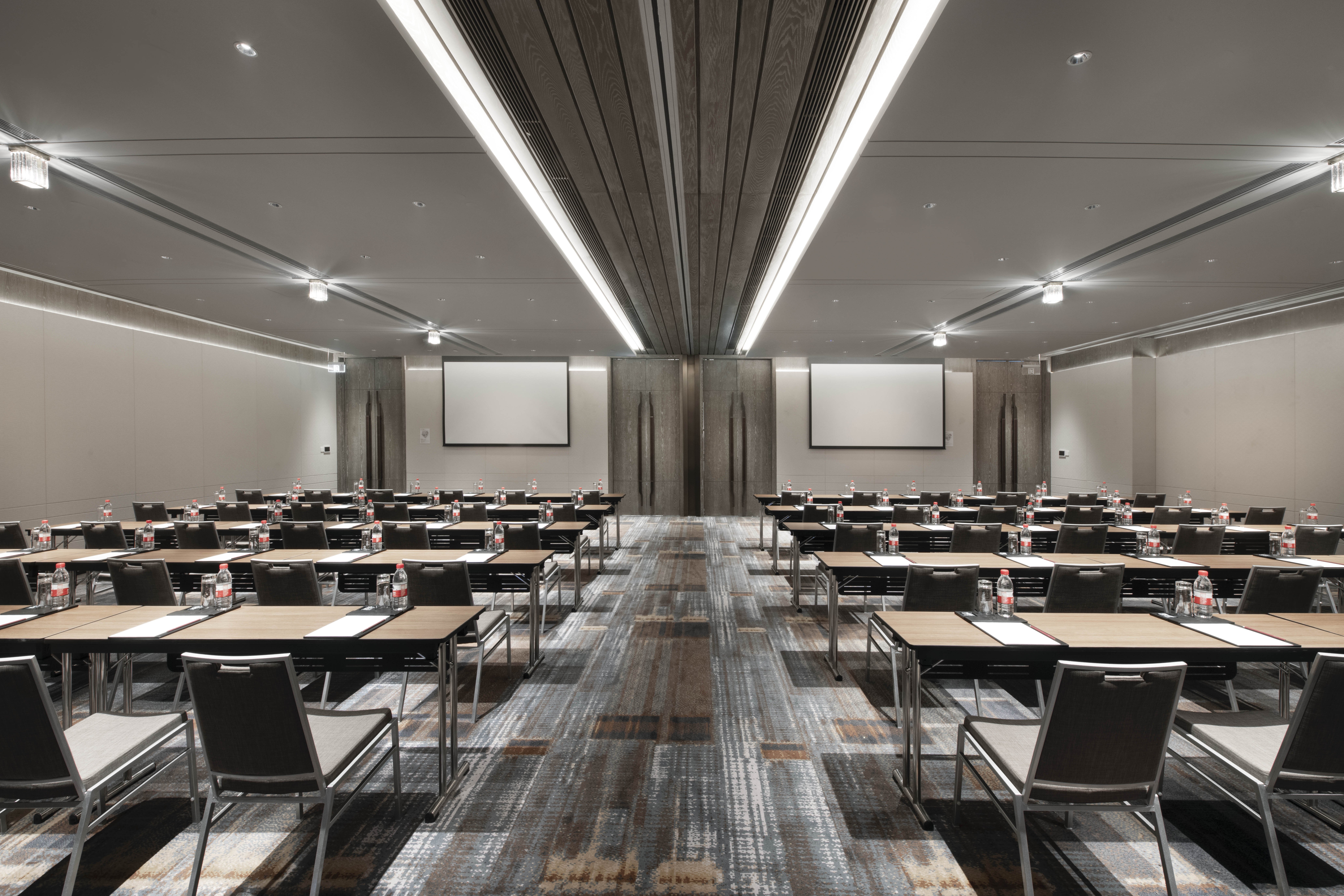 CROWNE PLAZA WUHAN OPTICS VALLEY 59/72
