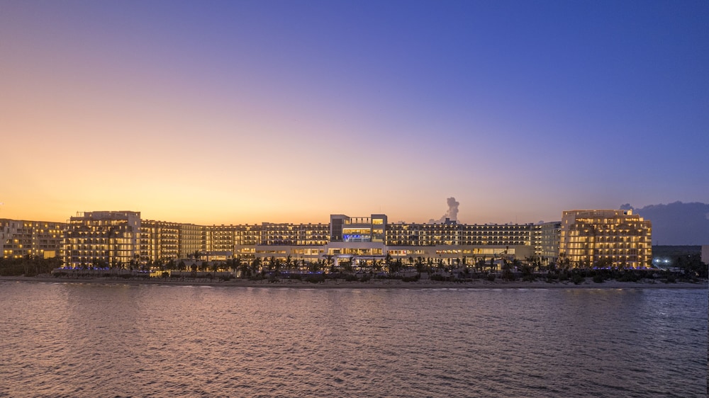 Royalton Splash Riviera Cancun, An Autograph Collection All-Inclusive Resort 50/54