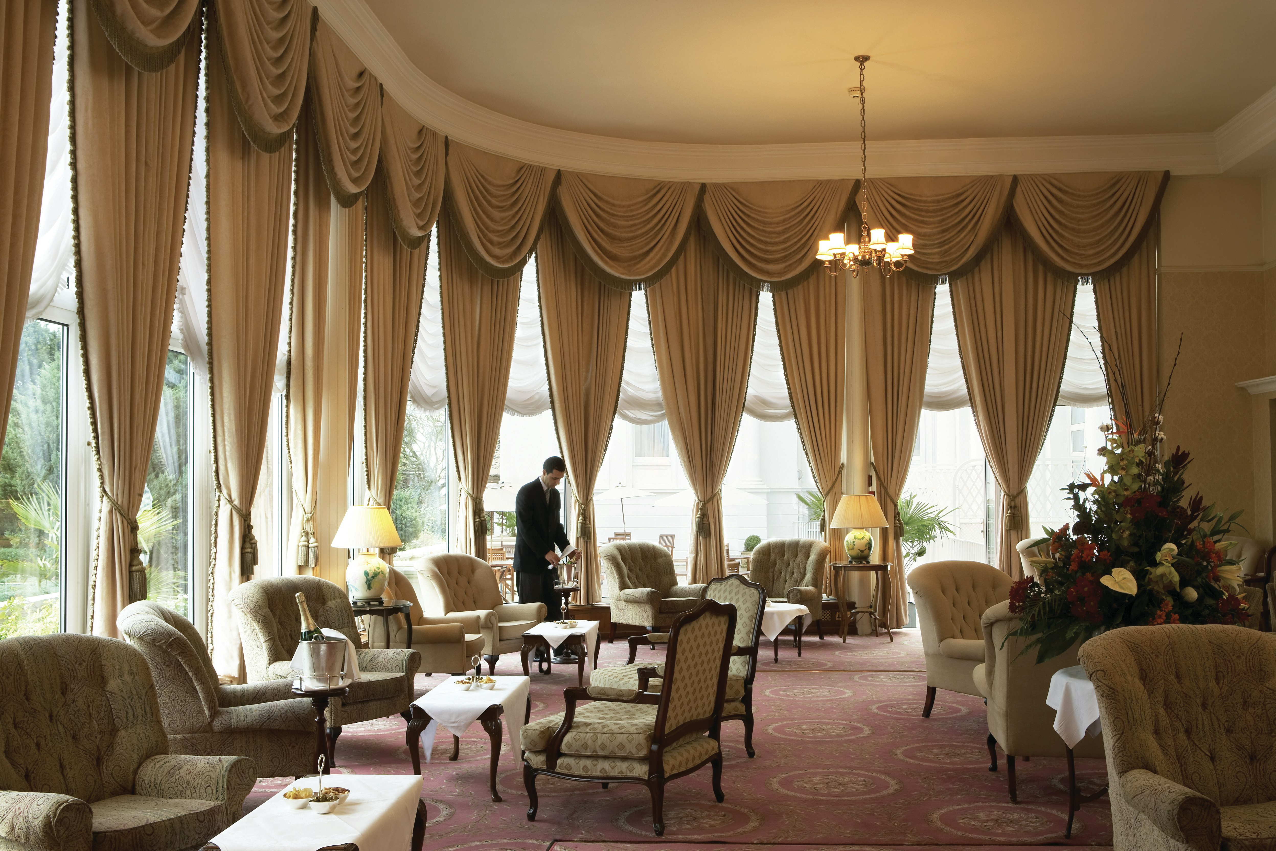 Grand Hotel Eastbourne 42/74