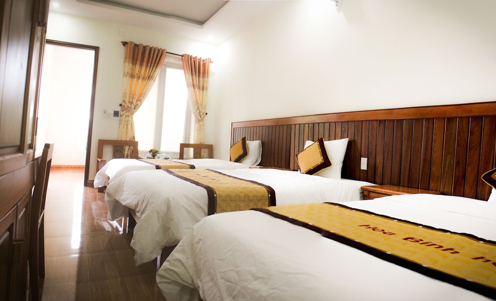 Hoa Bình Hotel 14/39