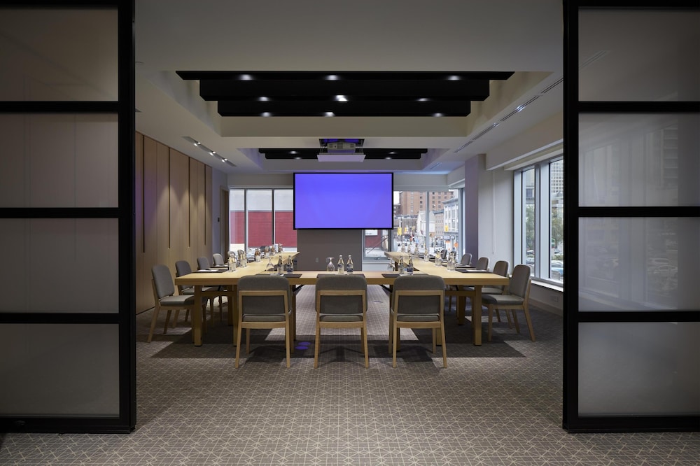 Andaz Ottawa Byward Market A Concept By Hyatt 60/74