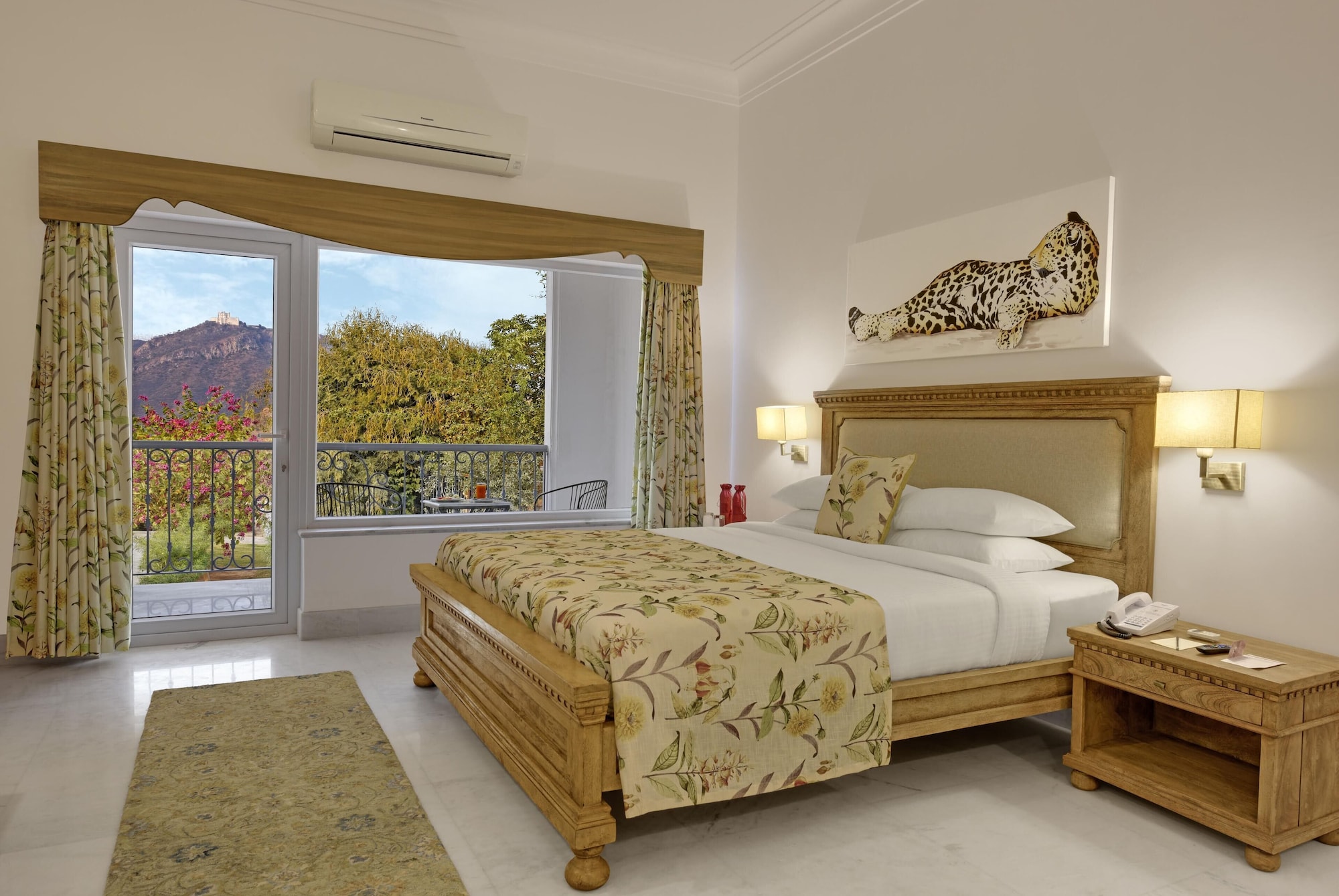 Heritage Suite with Balcony