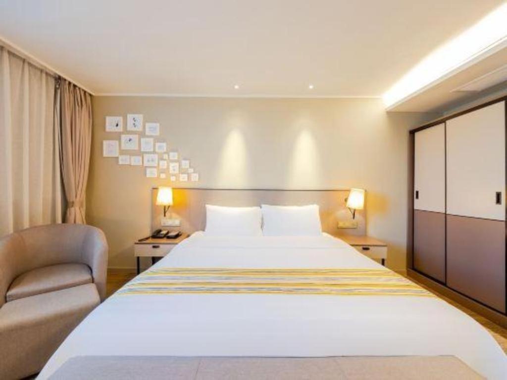 Homeinn plus Shanghai Zhangjiang Park 14/46