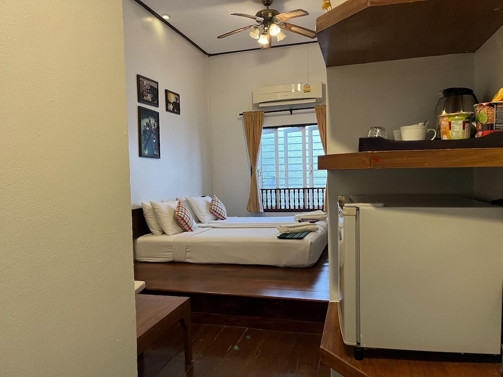 Thanicha Resort Amphawa 28/72