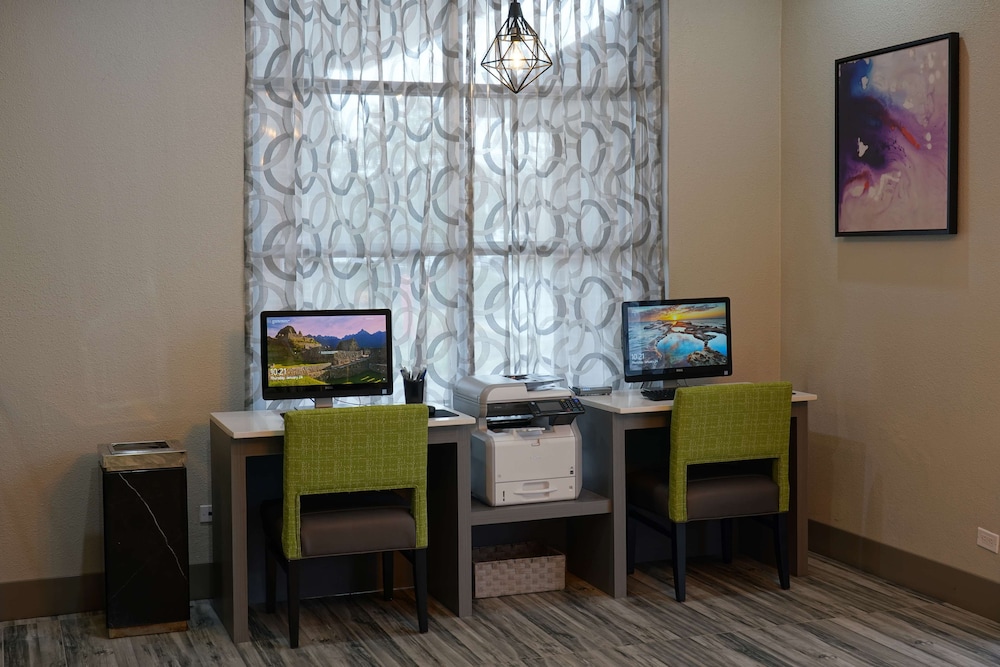 Best Western Plus Morristown Conference Center 40/45