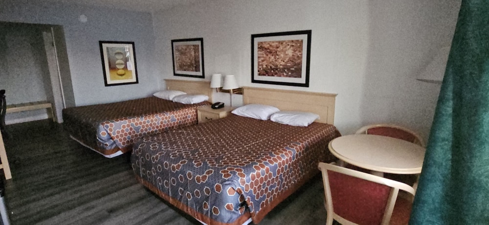 Heritage Inn 19/57
