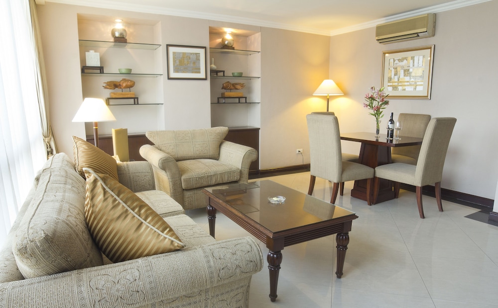 Herald Suites Solana 45/65