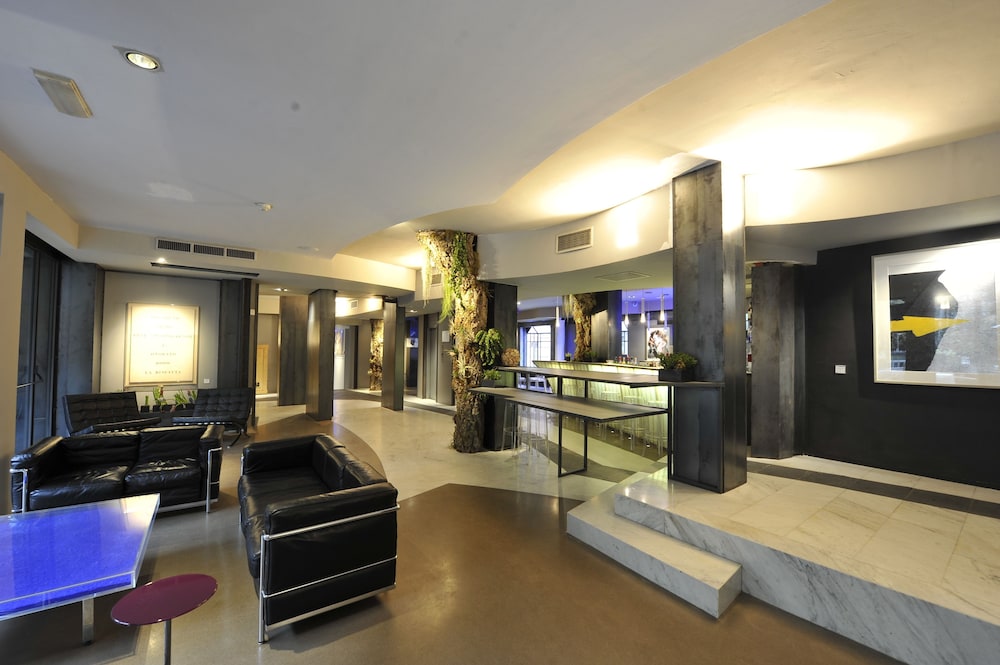 Art Hotel Boston 54/68