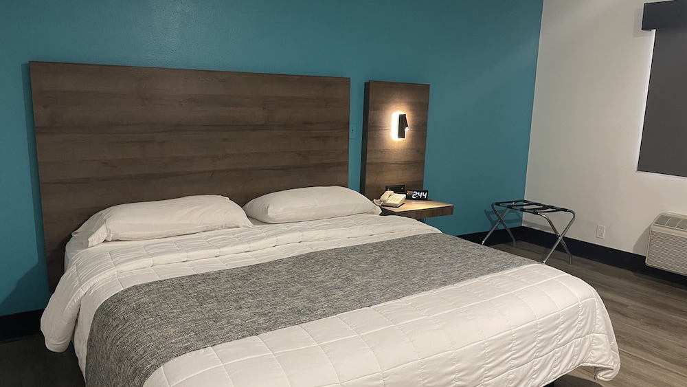 SureStay by Best Western Camp Verde 11/23