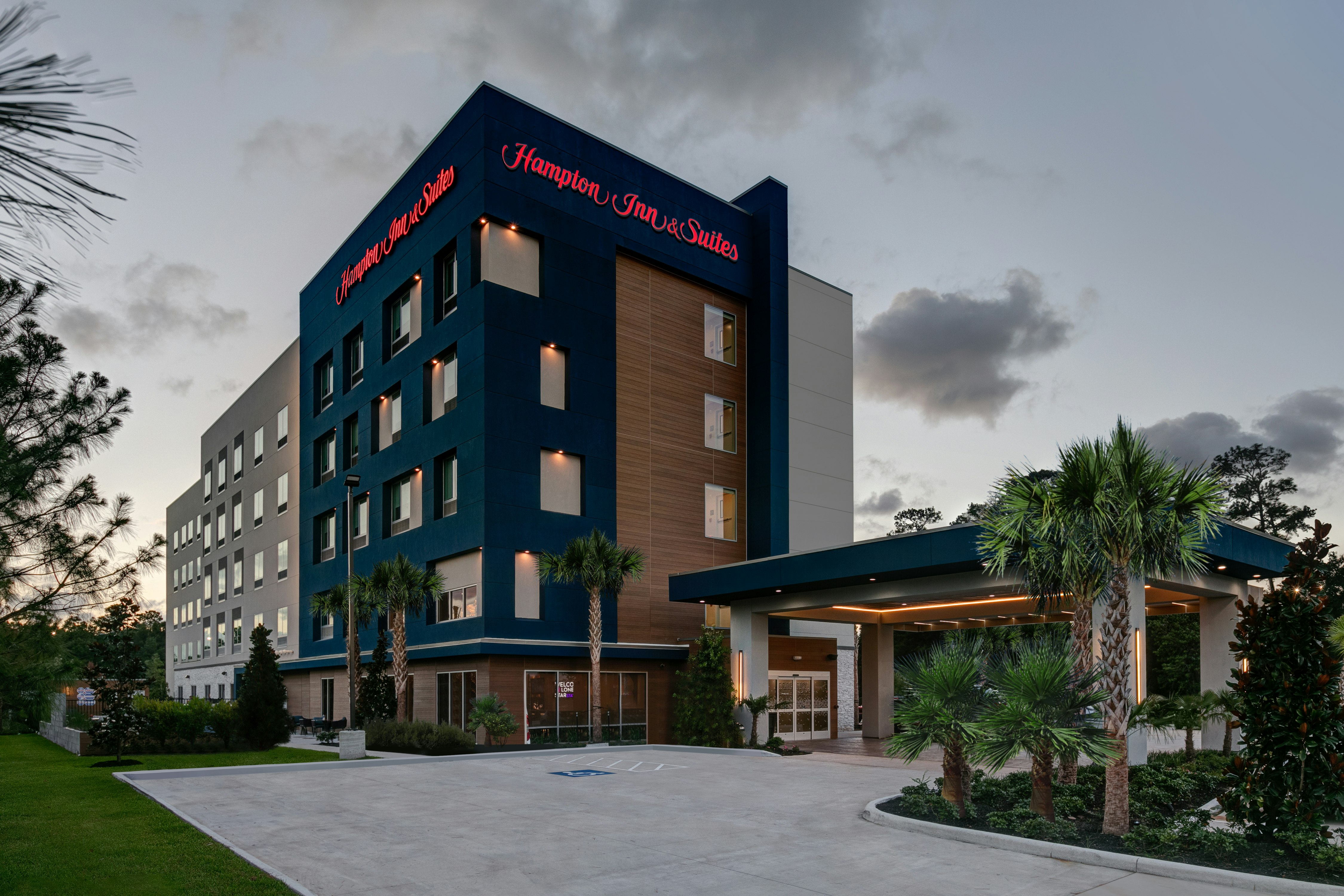 Hampton Inn & Suites Shenandoah The Woodlands, TX 1/31