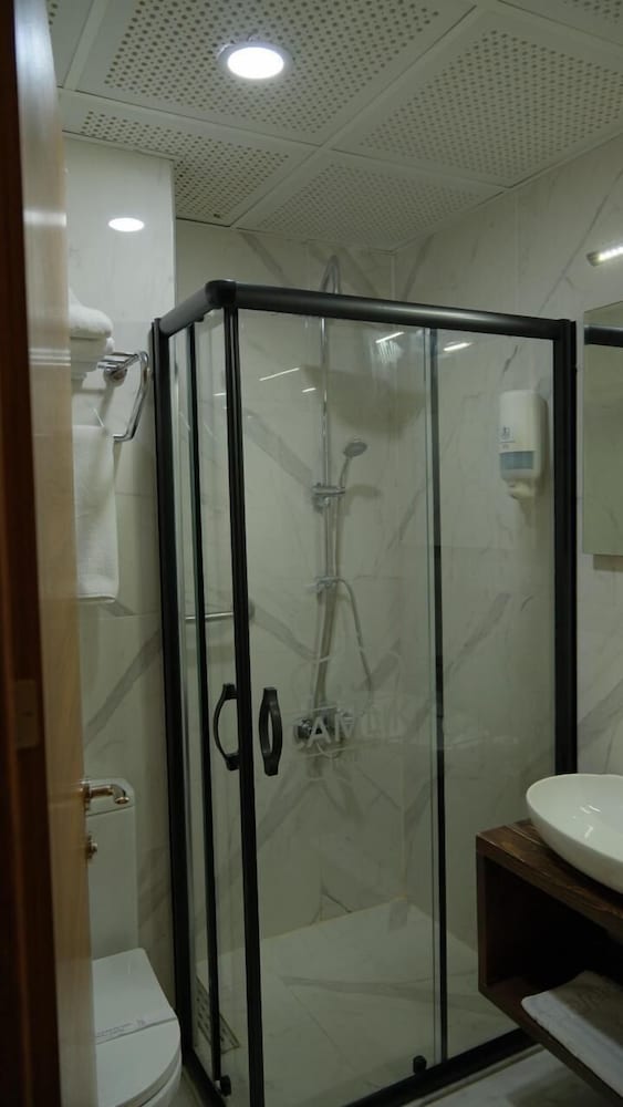 Camlik Hotel Yozgat 25/26
