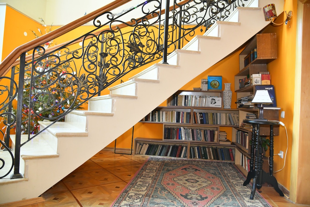 Guest House Caucasus 18/48