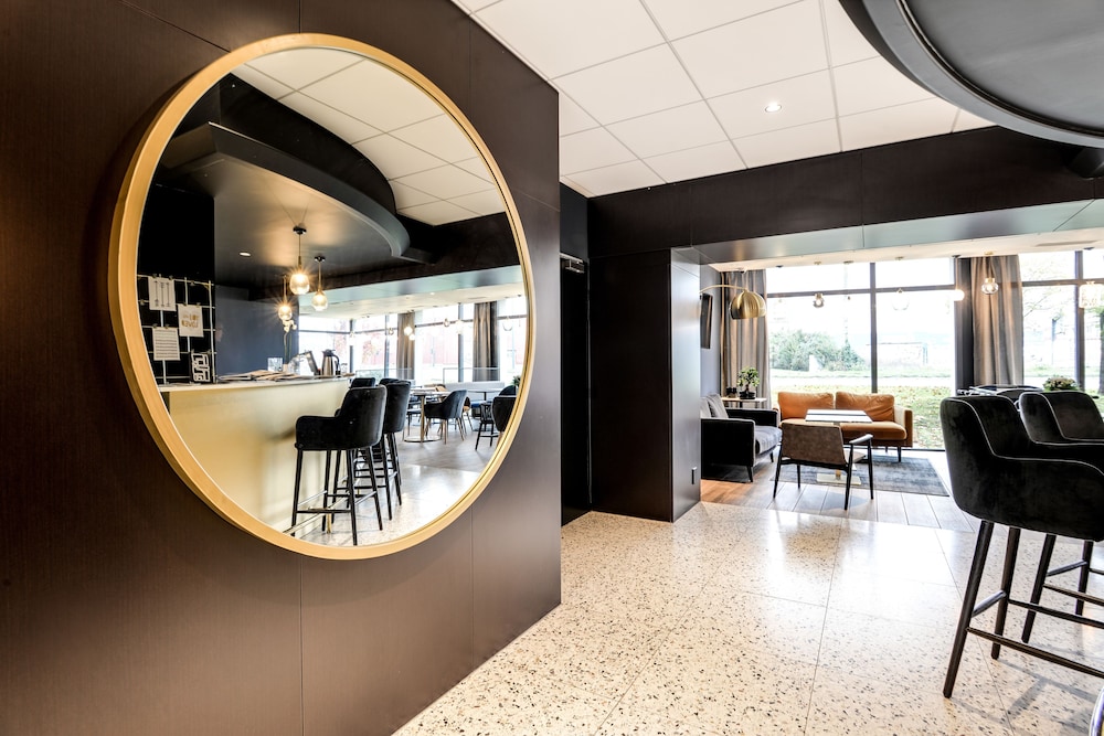 Brit Hotel Du Stade 25/46