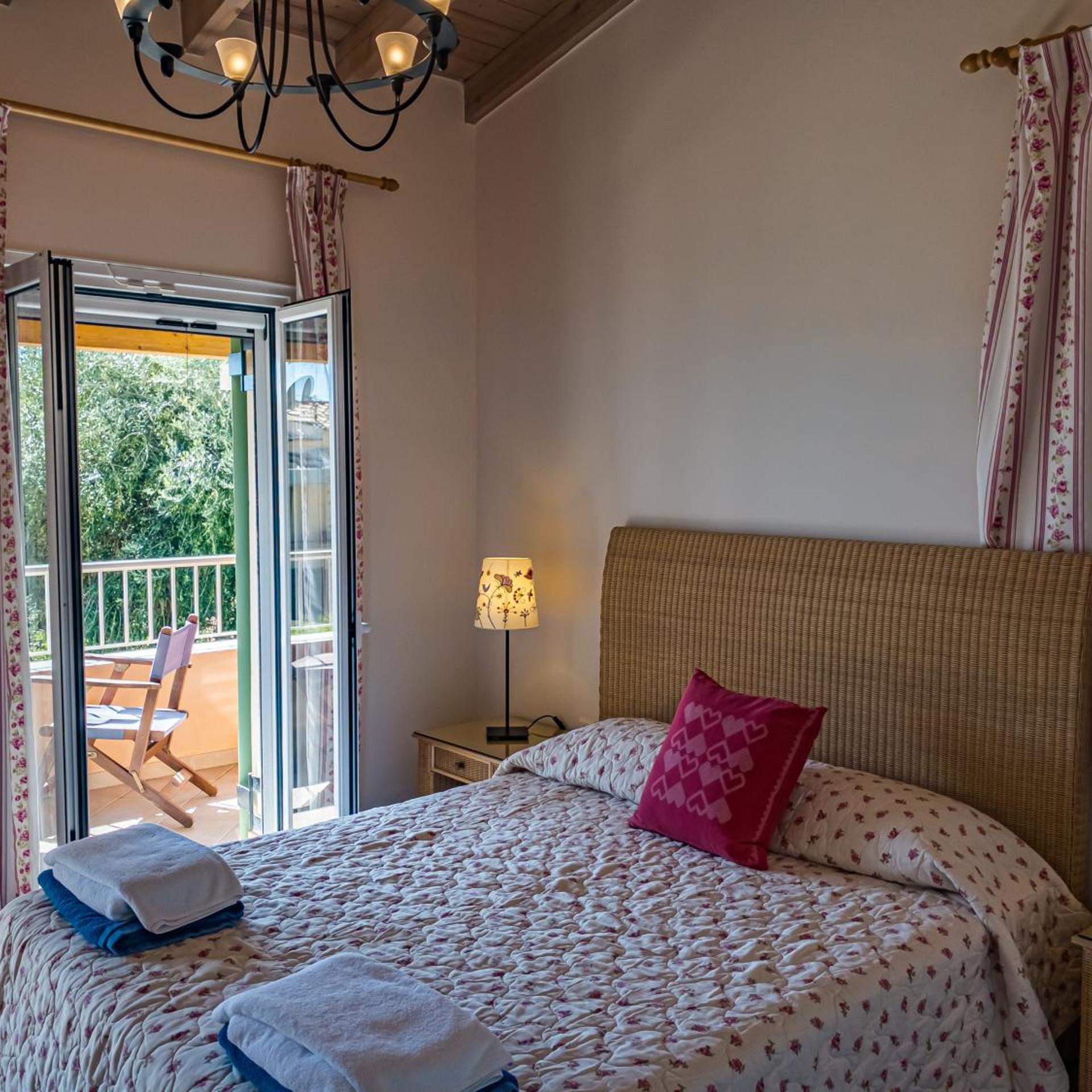 La Riviera Barbati Seaside Apartments & Private Pool Villas 10/55