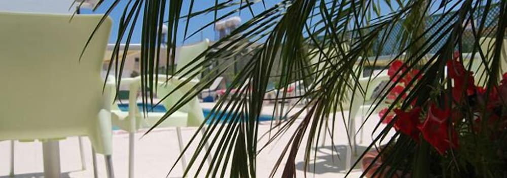Agrino Hotel Apartments 38/46