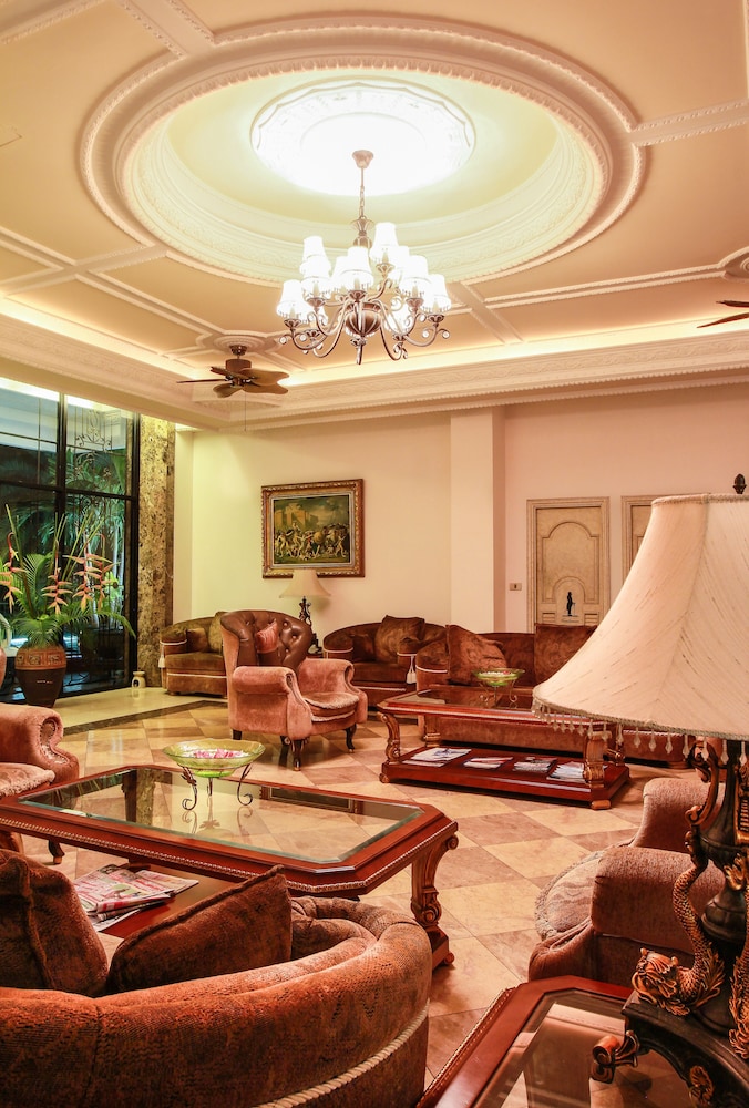 Four Seasons Place Pattaya 68/80
