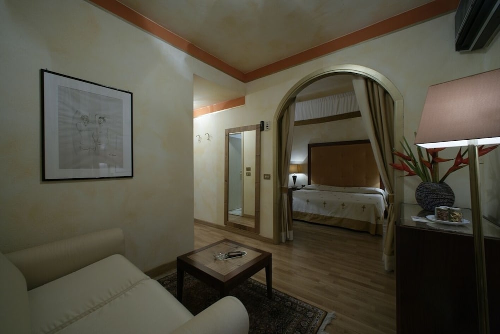 Hotel Greif 55/74