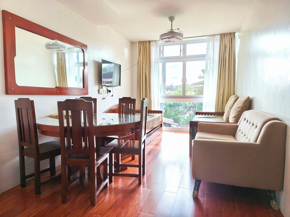 Grand View Residences near Burnham Park 35/50
