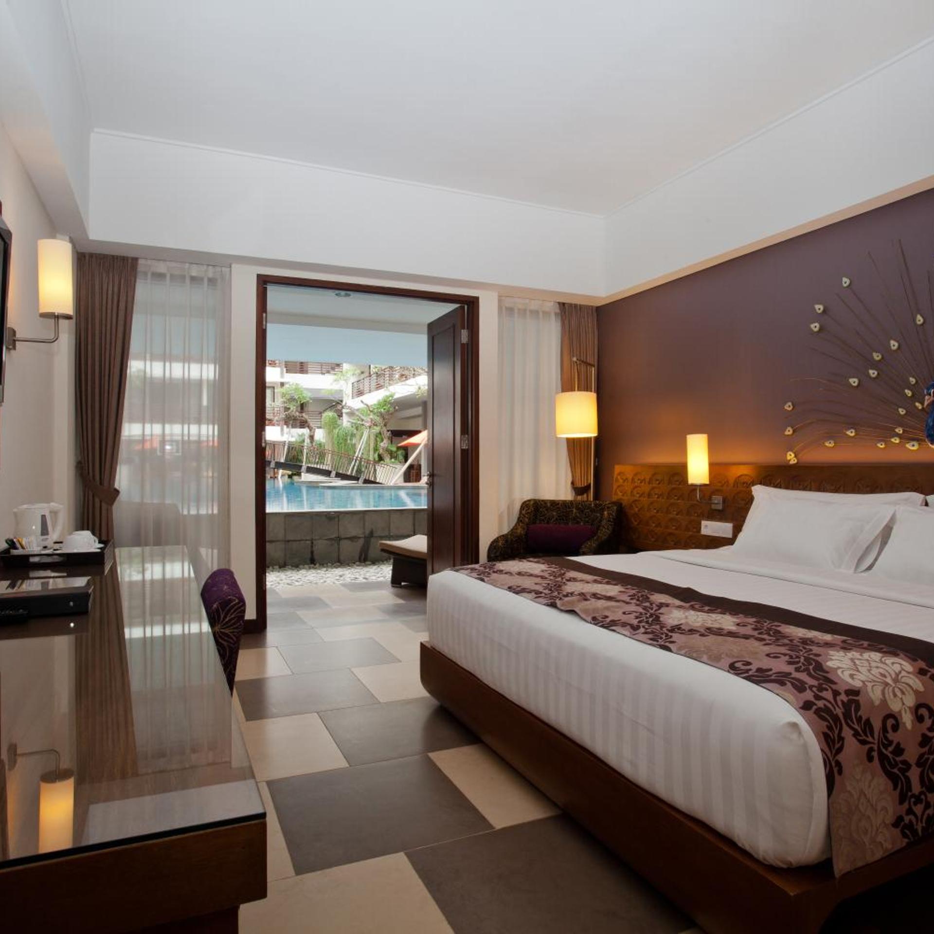 Deluxe, Double or Twin Bed, Pool Access