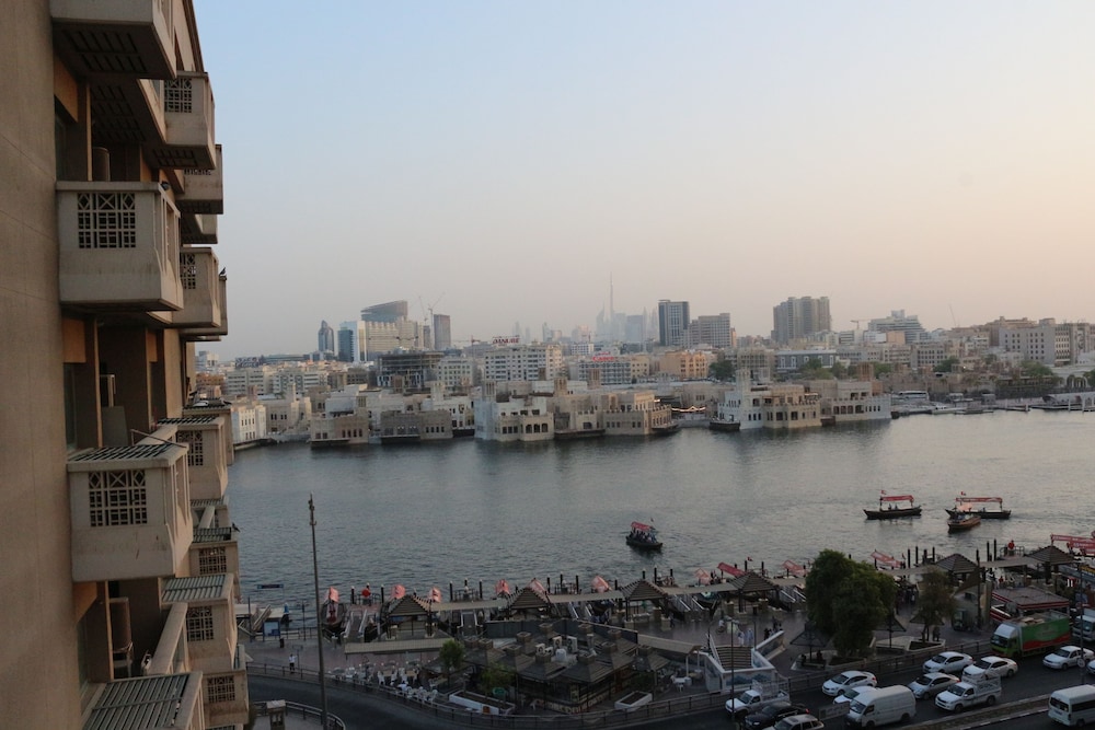 Al Khaleej Grand Hotel 40/50