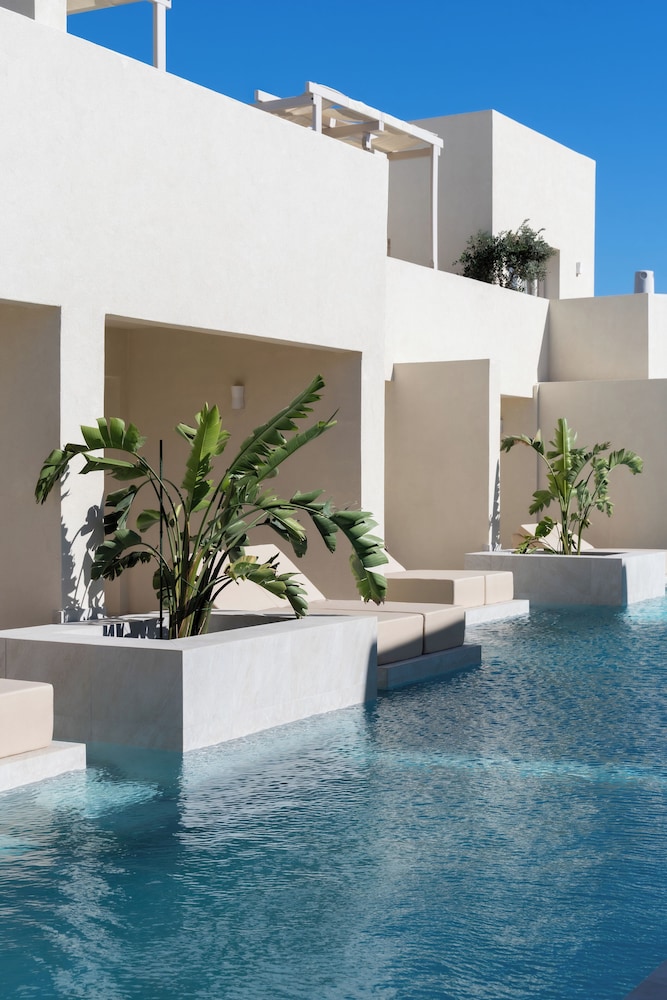 Heyday Luxury Suites 55/66