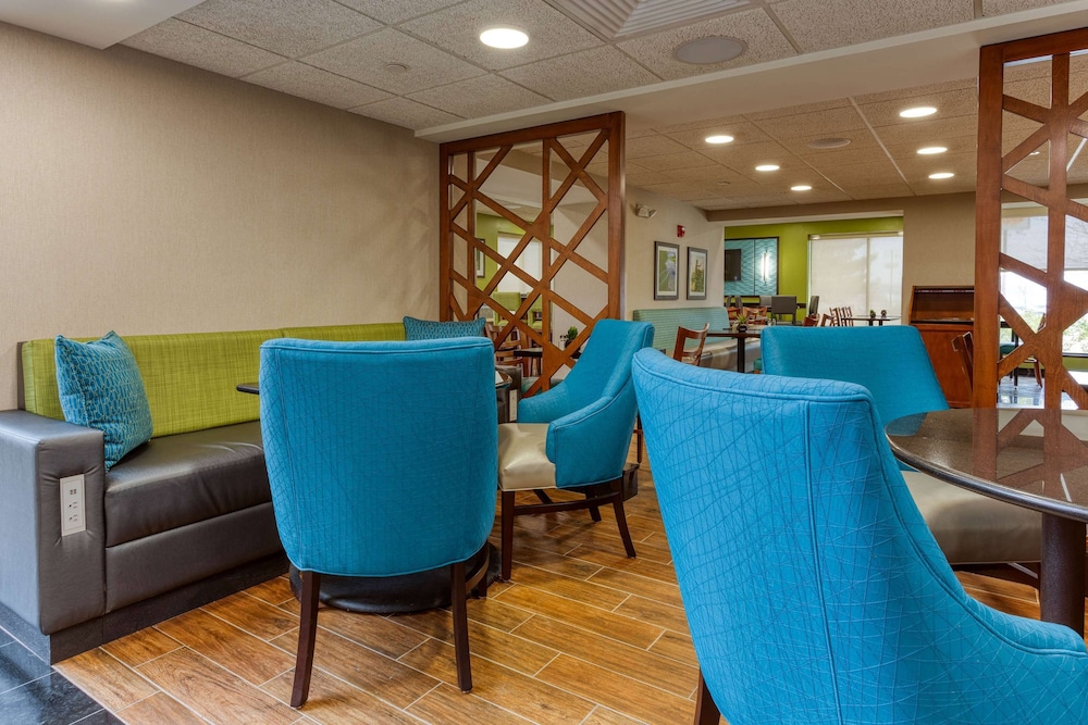 Heritage Inn & Suites St. Louis/Fenton, Trademark by Wyndham 41/60