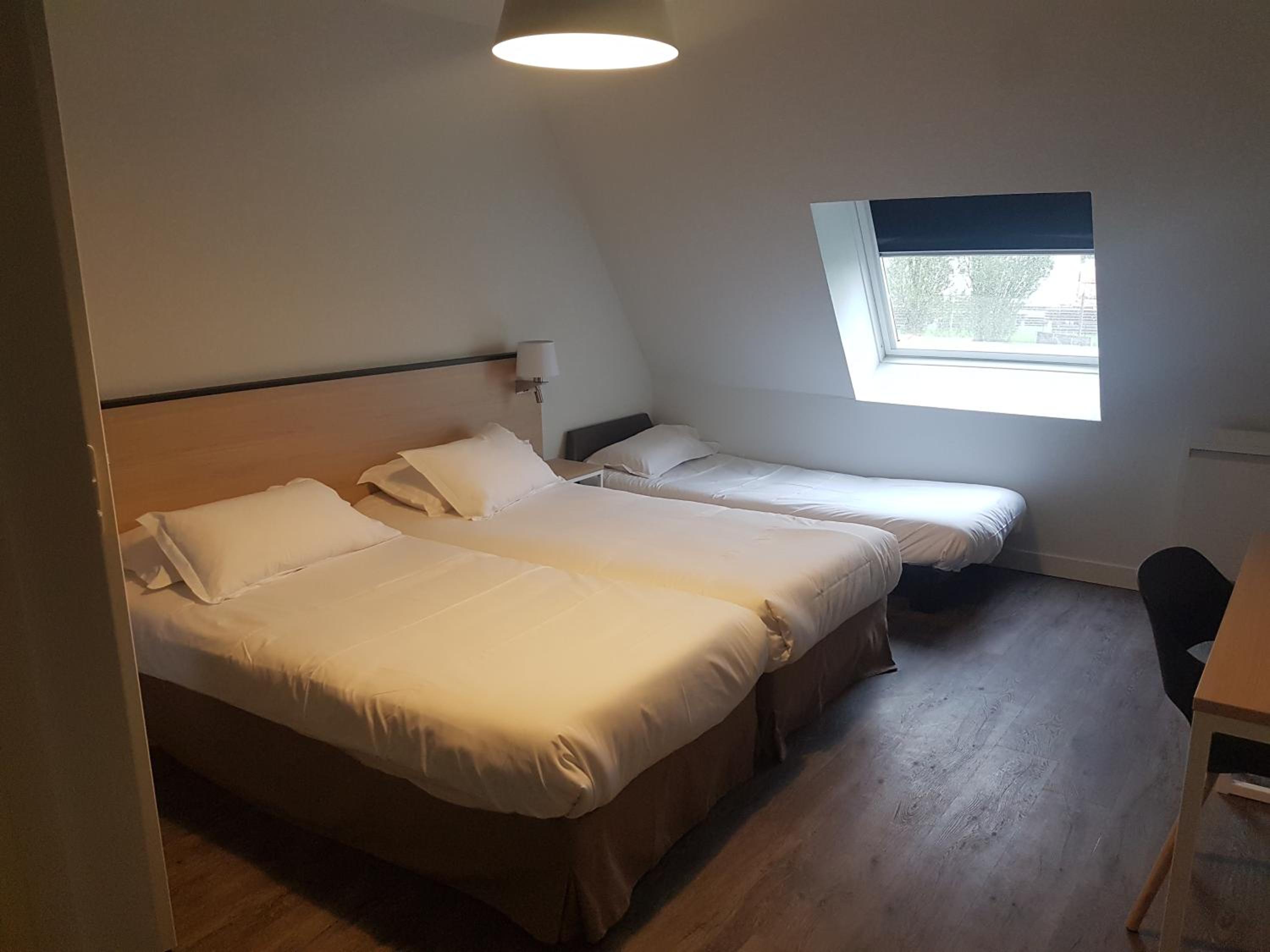 Duplex, Family, Queen Bed, Two Story, 2 Sofa