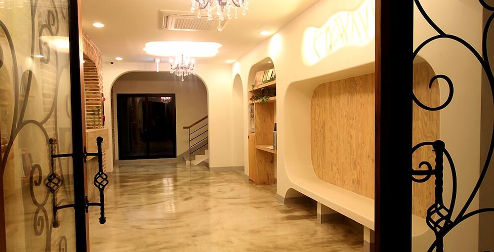 Nomad Pension In Jeju 33/62