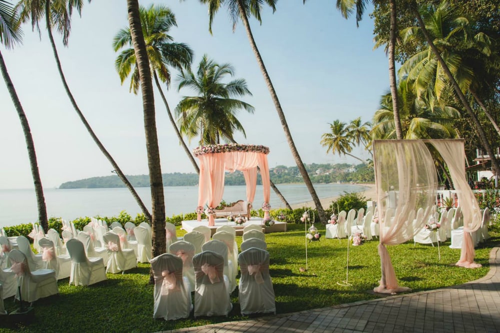 Bambolim Beach Resort 57/61