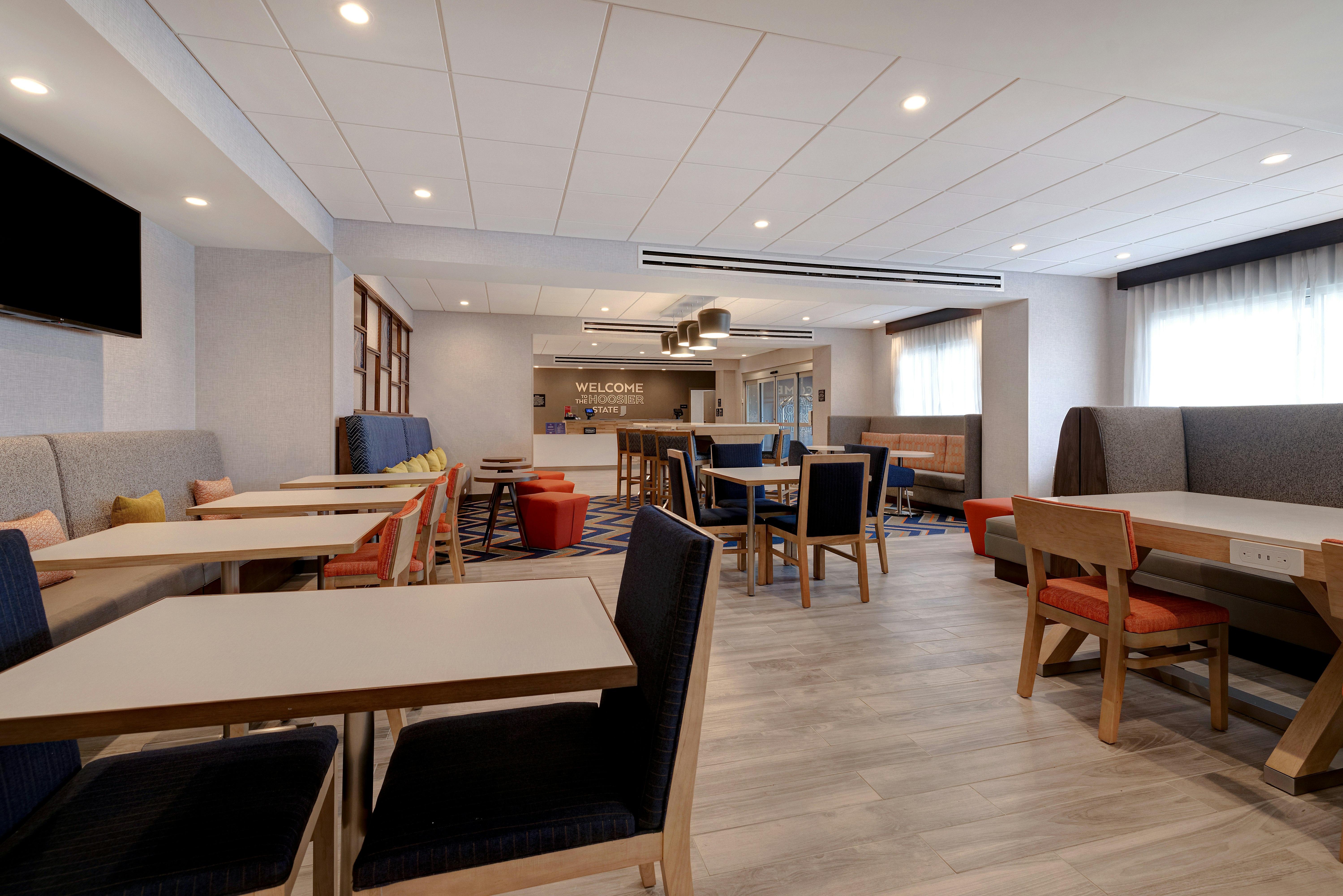 Hampton Inn Crown Point 33/47