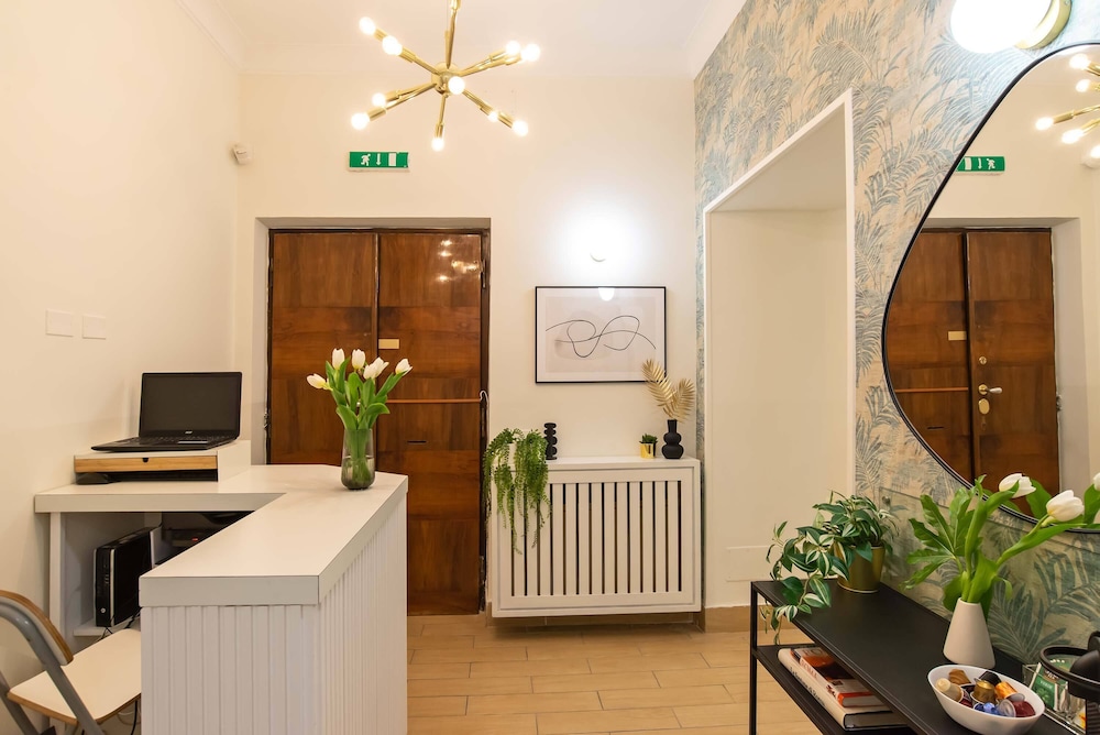 94rooms Vatican Vigliena 52/71