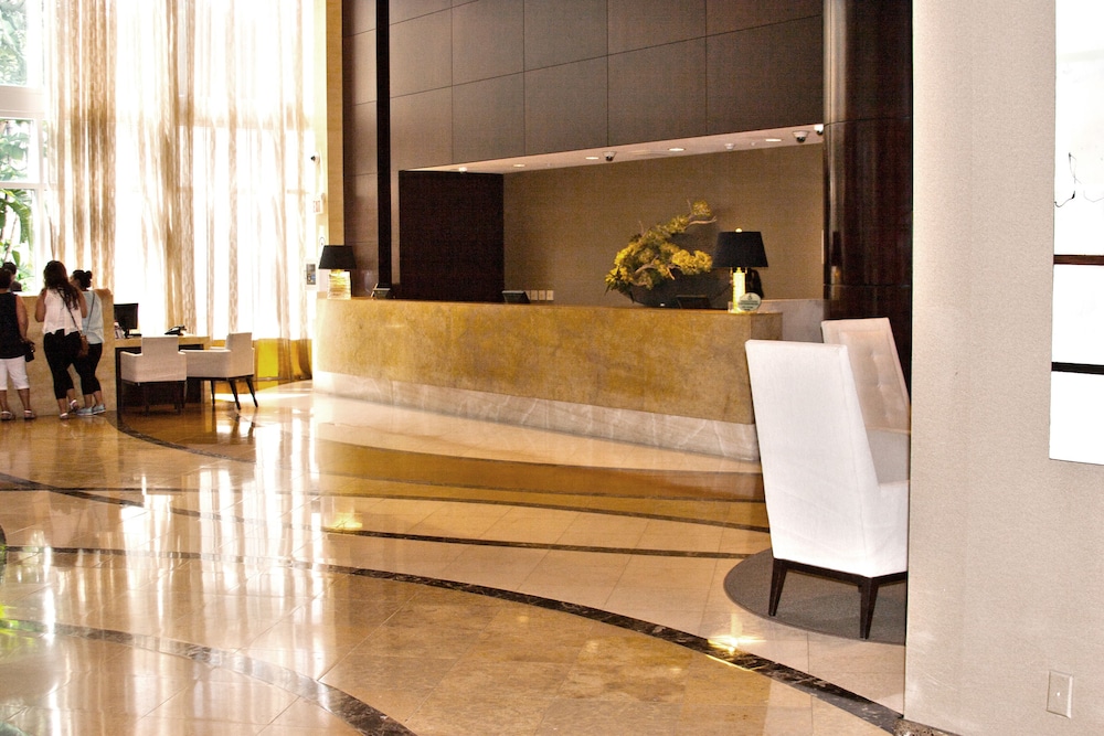 Trump International Beach Resort 12/116