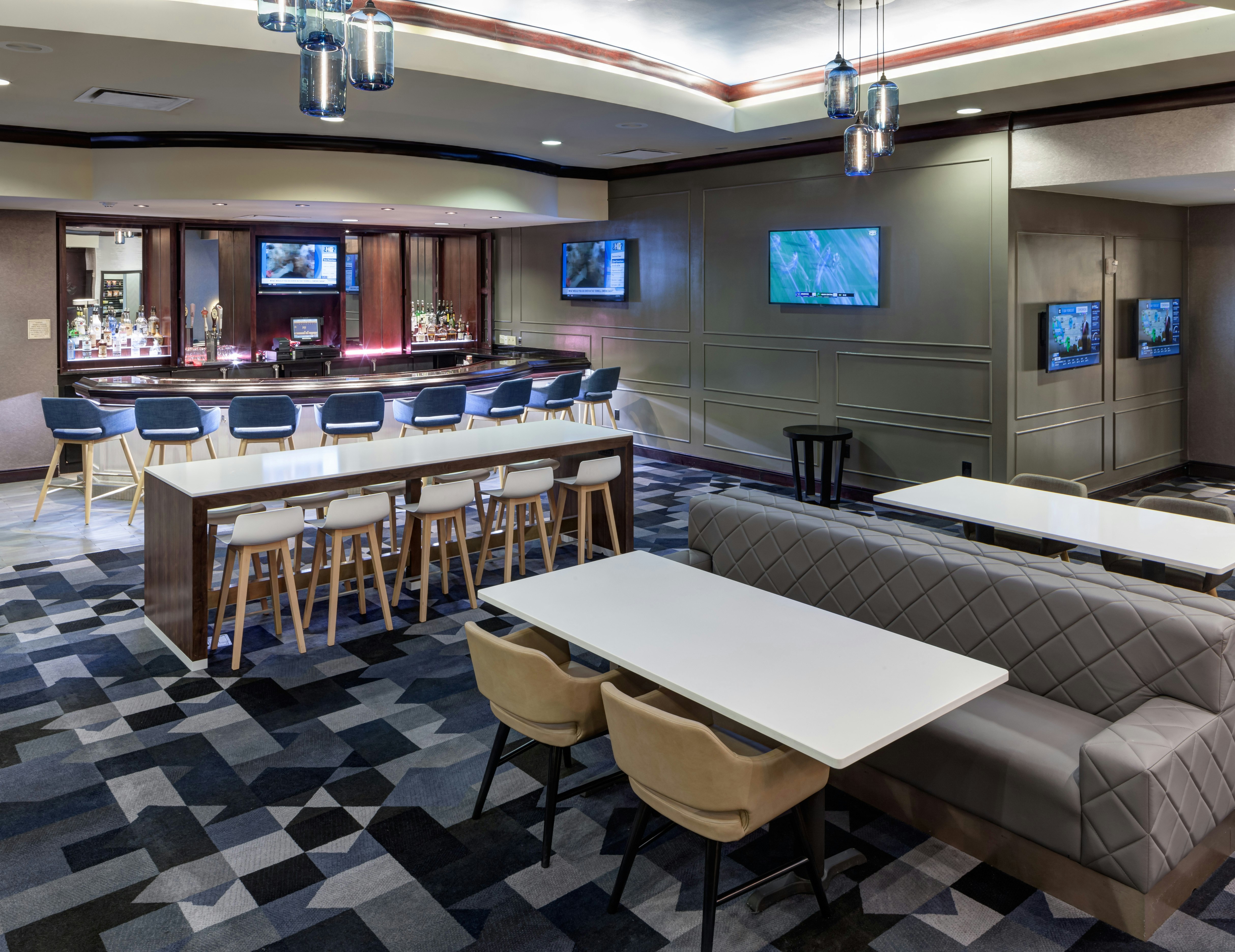 Embassy Suites By Hilton Tampa Brandon 62/64