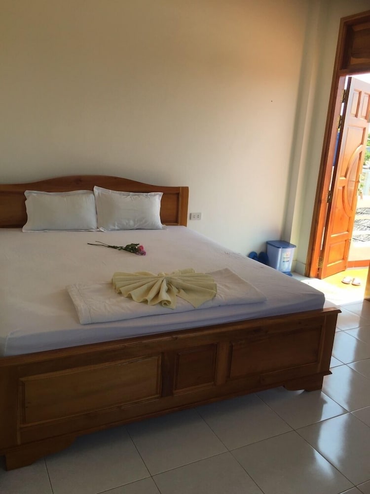 STANDARD, DOUBLE BED