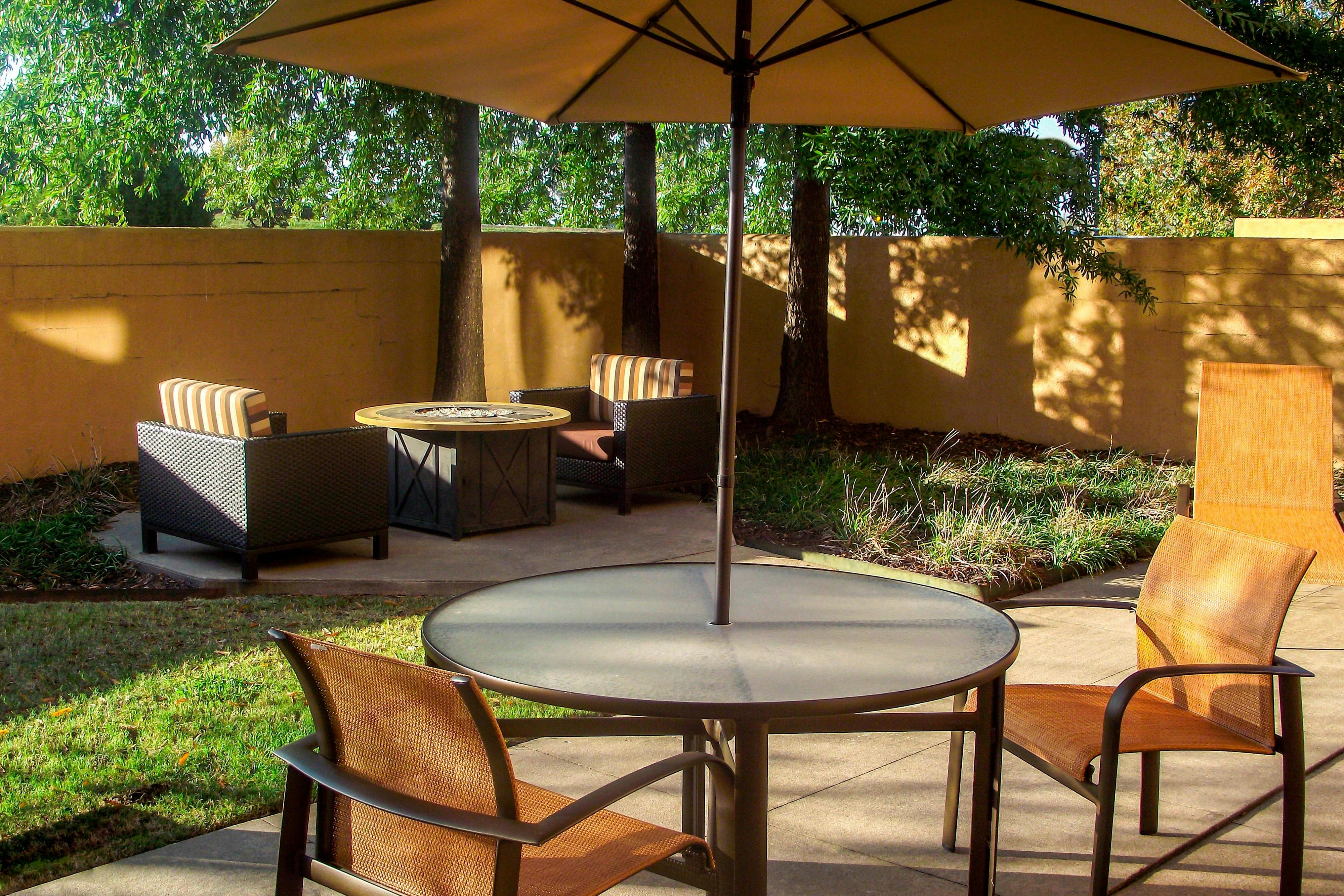 Courtyard By Marriott Bentonville 32/42