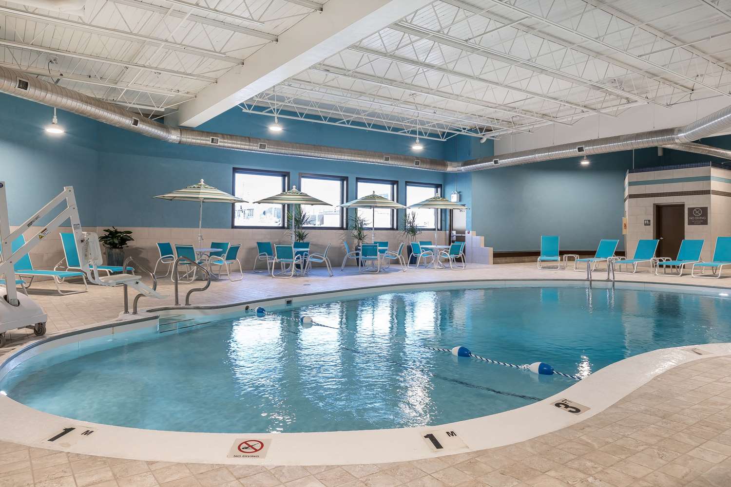 Comfort Inn Bay City-Riverfront 22/36