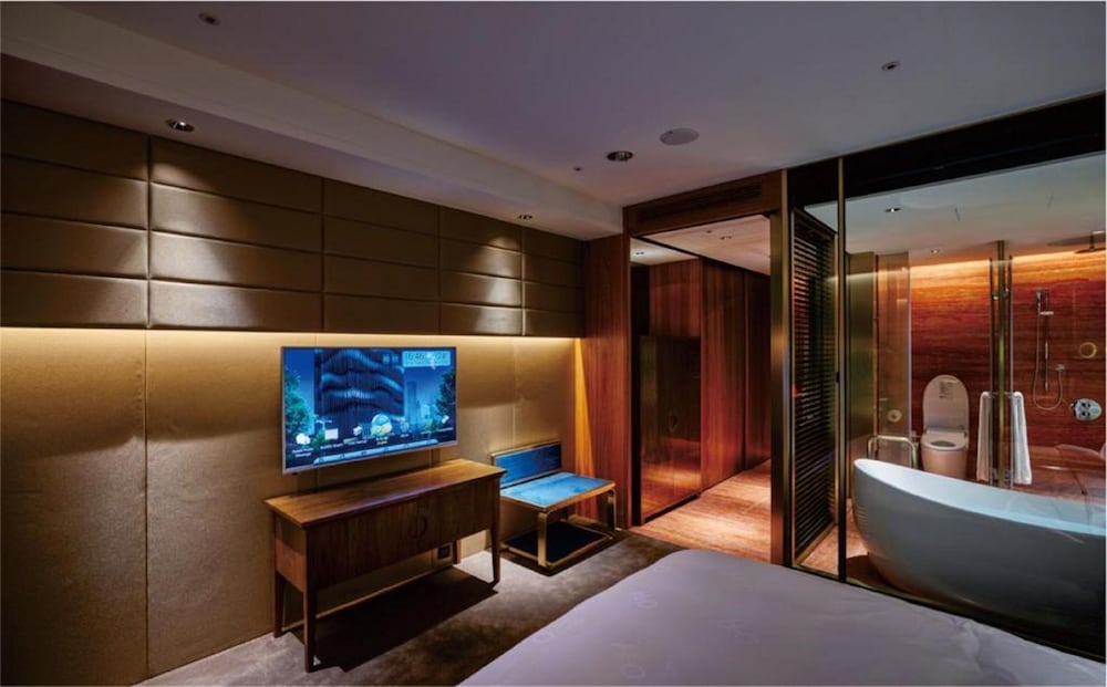 H2o Hotel 20/60