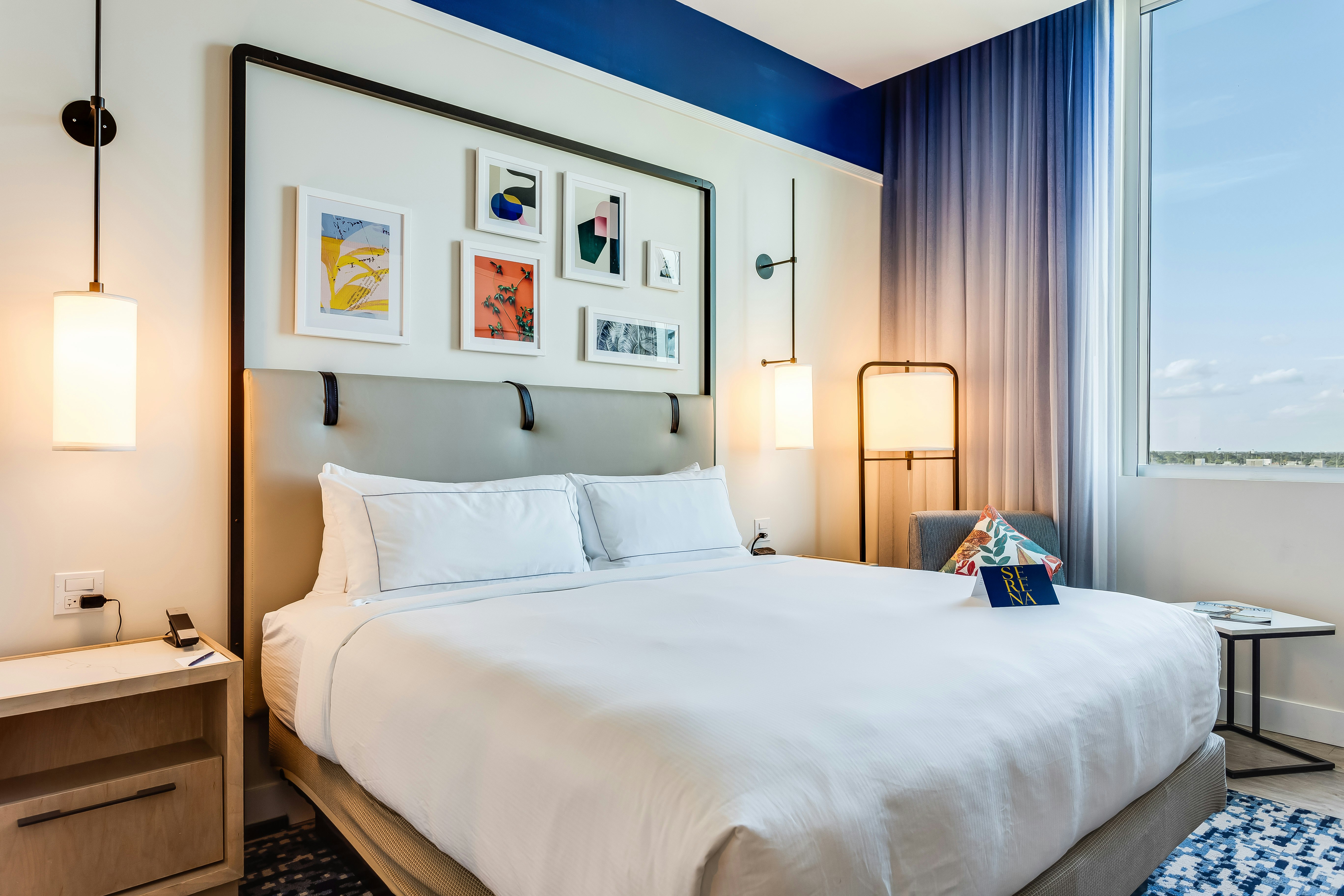 غرفة بسرير كينج، Serena Hotel Aventura Tapestry Collection by Hilton 4/4