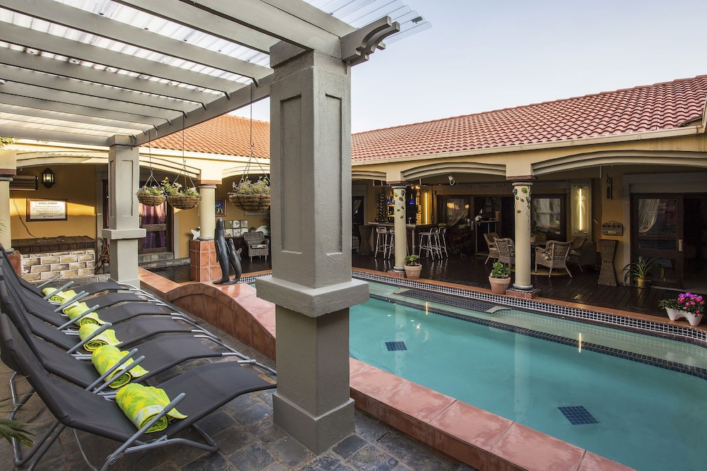 The Royal Palm Bed and Breakfast 17/36